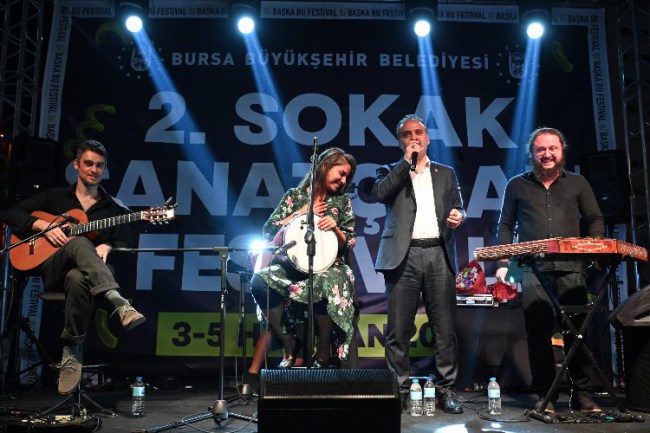 Bursa'da sokak sanatçılarından muhteşem final