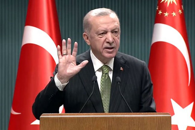 Cumhurbaşkanı Erdoğan'dan 'ek gösterge' açıklaması... Tüm memurlara 600 puan artış