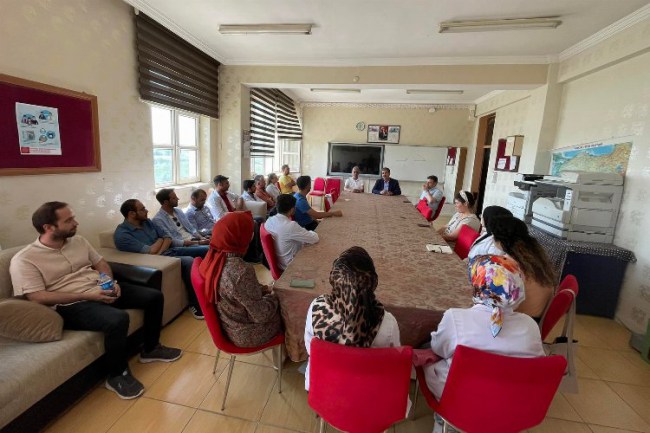 Başkan Asya İHL öğretmenleriyle buluştu