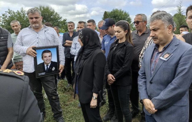 Polis memuru Cavit Gümüş’e son görev