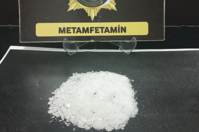 Adıyaman'da otomobilde uyuşturucuya 1 tutuklama