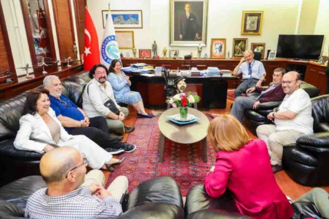 "Eskişehir bir kültür sanat şehri"