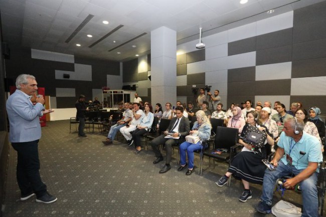 Gaziantep'te turizm filmleri masaya yatırıldı