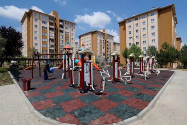 Bursa İnegöl'de Baykoca'nın oyun alanları yenilendi