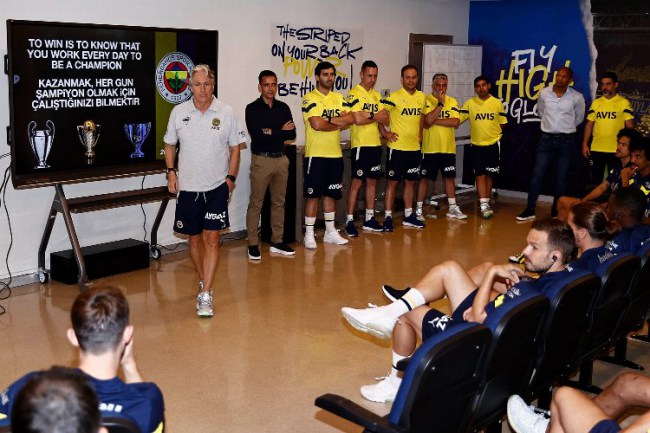 Fenerbahçe'de Jorge Jesus'tan tanışma toplantısı