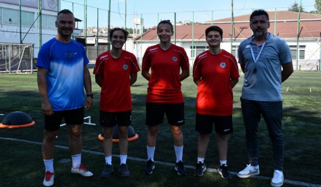 Kdz.Ereğli Belediyespor'lu 3 futbolcu, kadın futbol milli takım seçmelerinde