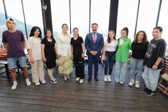 Vali'den öğrencilere YKS tavsiyeleri