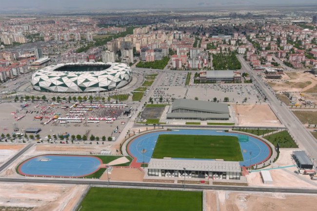 Konya'ya yakışır! Dünya standartlarında Atletizm Pisti…