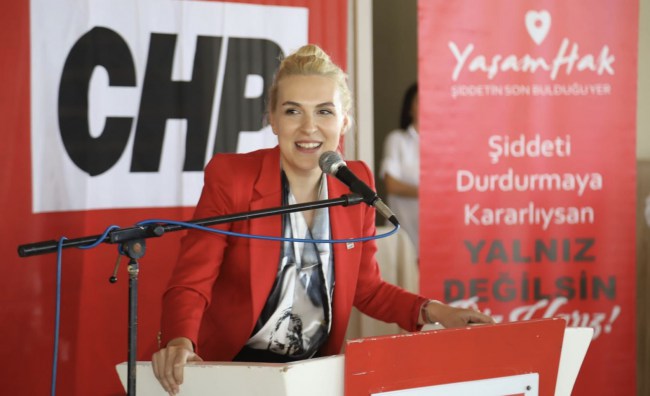 Merve Kır Zonguldak’ın kurtuluş gününü kutladı