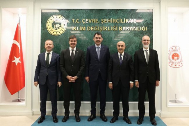 Vali Demirtaş'tan Bakan Kurum'a ziyaret