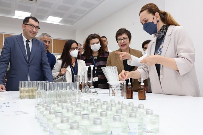 Dokuz Eylül Üniversitesi'nden bilim dünyasına dev destek