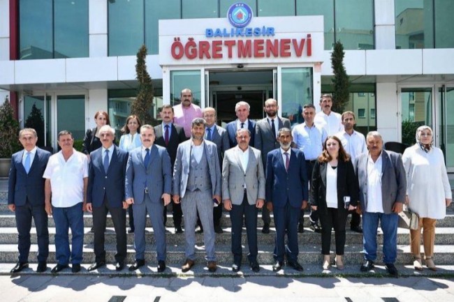 Vali Şıldak'tan İbrahimce'ye özel ilgi