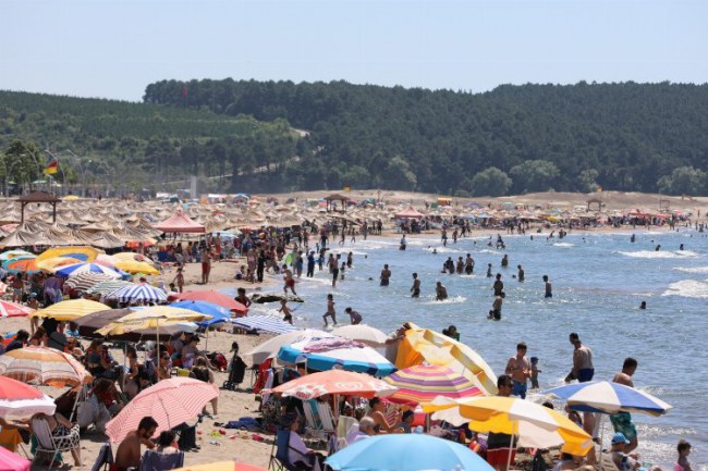 Kocaeli sahillerde 79 kişi boğulmaktan kurtarıldı