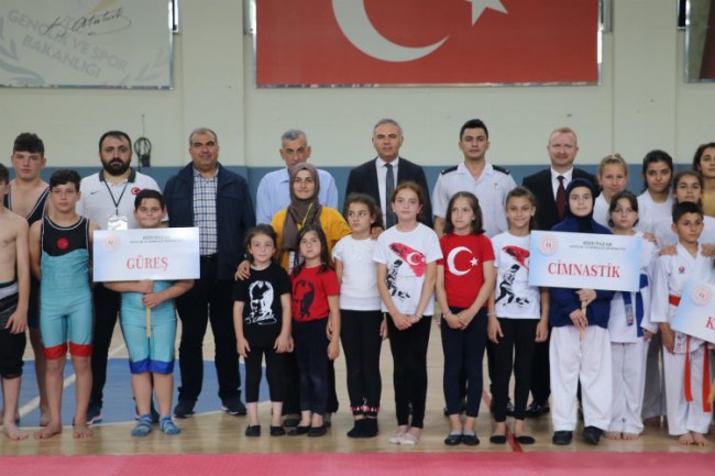 Rize Pazar'da Yaz Spor Okulları açıldı