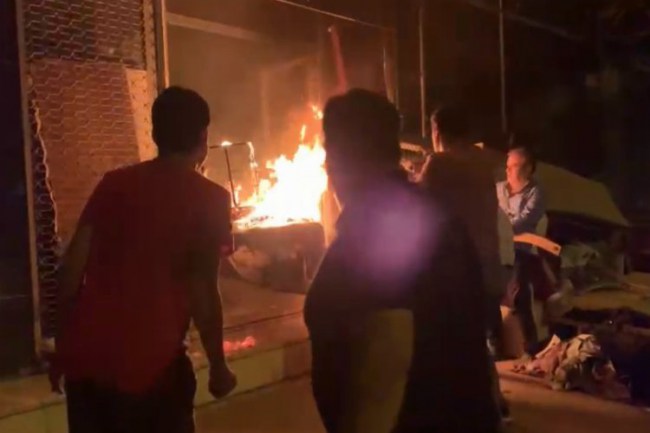 Adıyaman'da mobilya atölyesinde yangın paniği