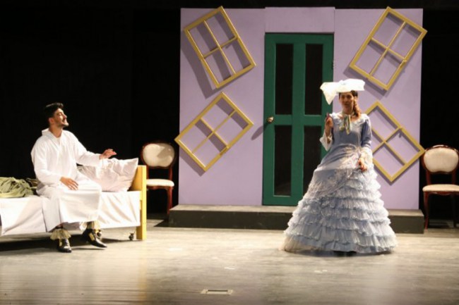 "Müfettiş" seyircilerle buluştu