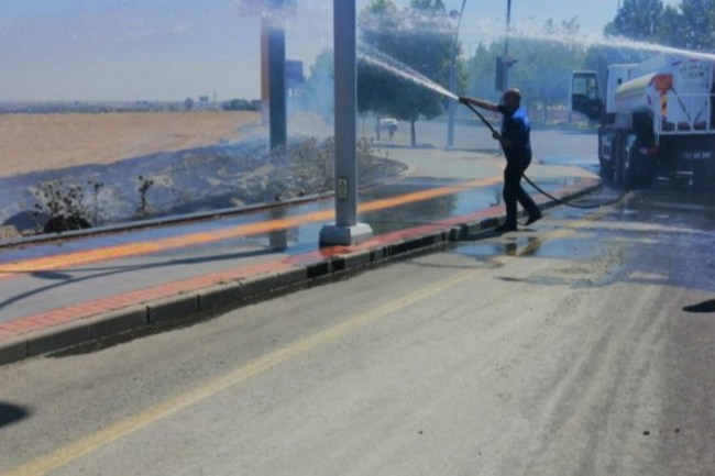 Diyarbakır'da anız yangını