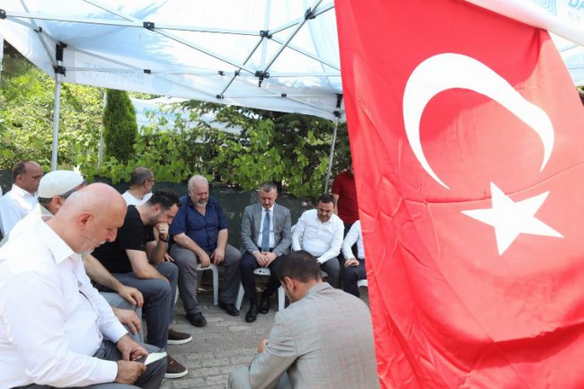 Başkan Büyükakın'dan Kocaeli'de şehit ailesine taziye