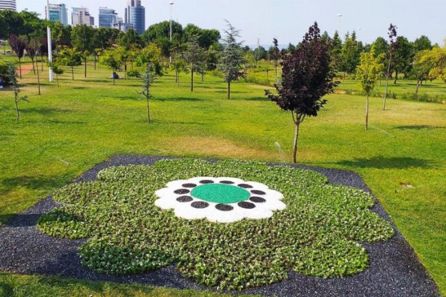 ‘Srebrenitsa Çiçeği' Bursa Hüdavendigar'da