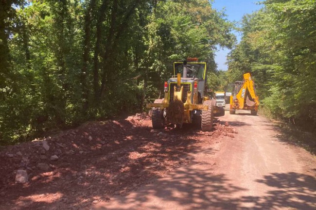 Kocaeli Büyükşehir'den bozuk yol mesaisi