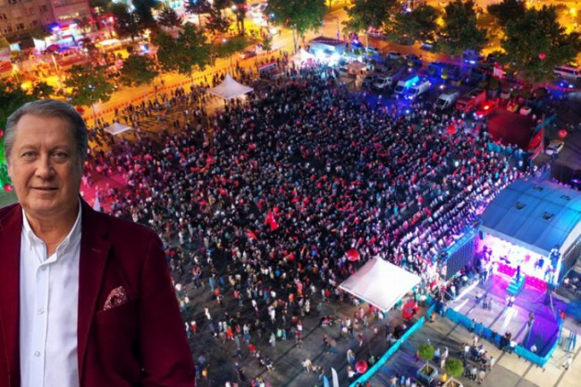 Ahmet Özhan Sakaryalılarla 15 Temmuz'da meydanda buluşacak