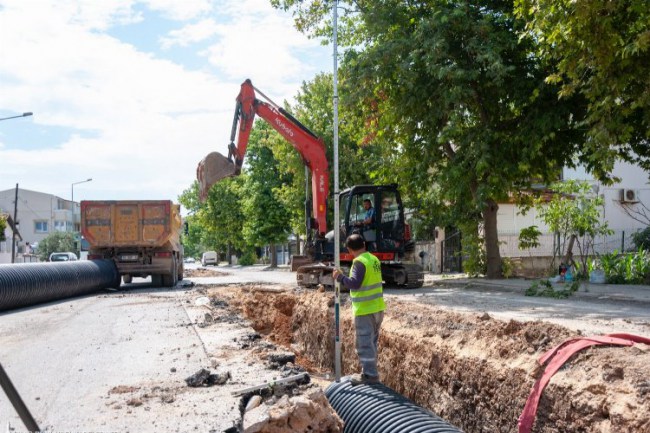 Urla Çeşmealtı'nda su baskınları bitecek