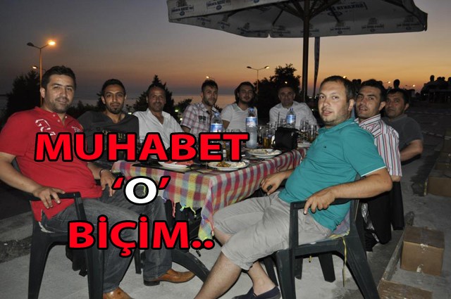 Sesli ve gazeteciler 'midye' keyfinde buluştu..