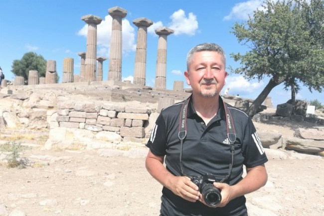 Tarihçi Rıdvan Şükür Assos'u fotoğrafladı