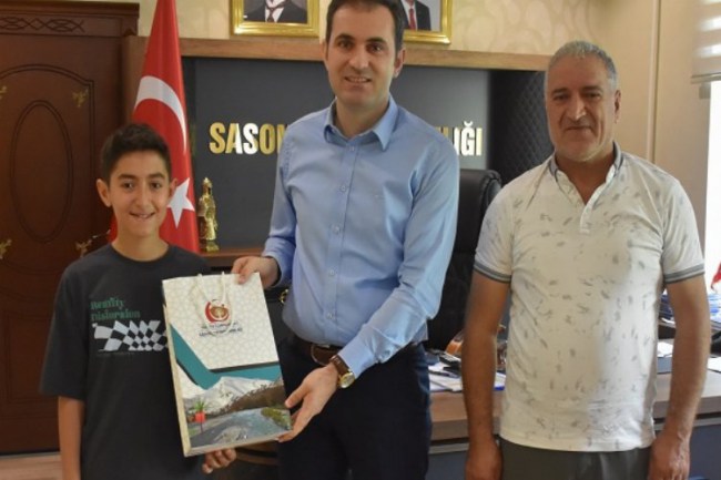 Batman Sason'da LGS başarısına tablet