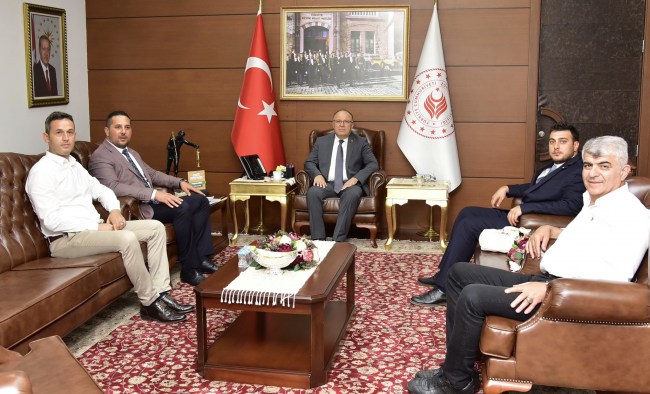 Kızılay Başkanı Yağız projelerini anlattı