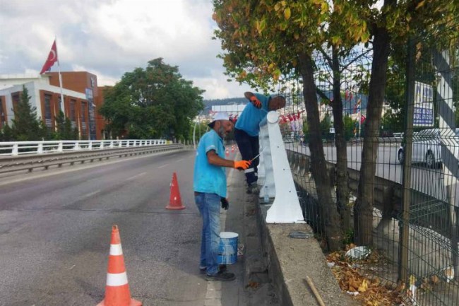 Kocaeli'nin 'Tim'i yolları nakış gibi işliyor