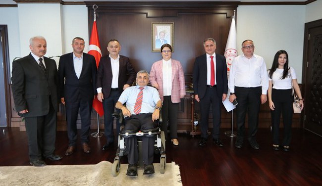 Başkan Bozkurt, Bakan Yanık'ı ziyaret etti