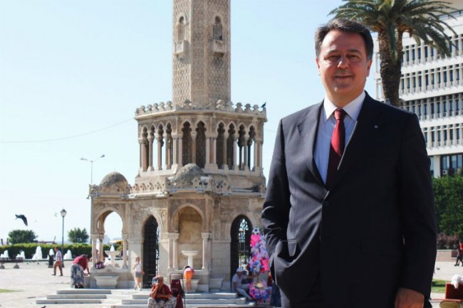 İzmir Kemeraltı'nın UNESCO adaylığına tam destek