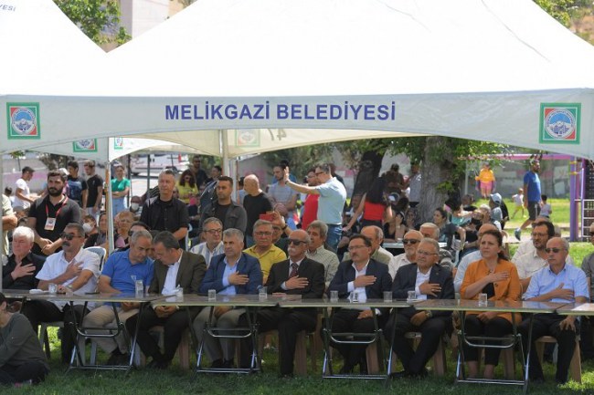 Memduh Büyükkılıç'tan birlik mesajı