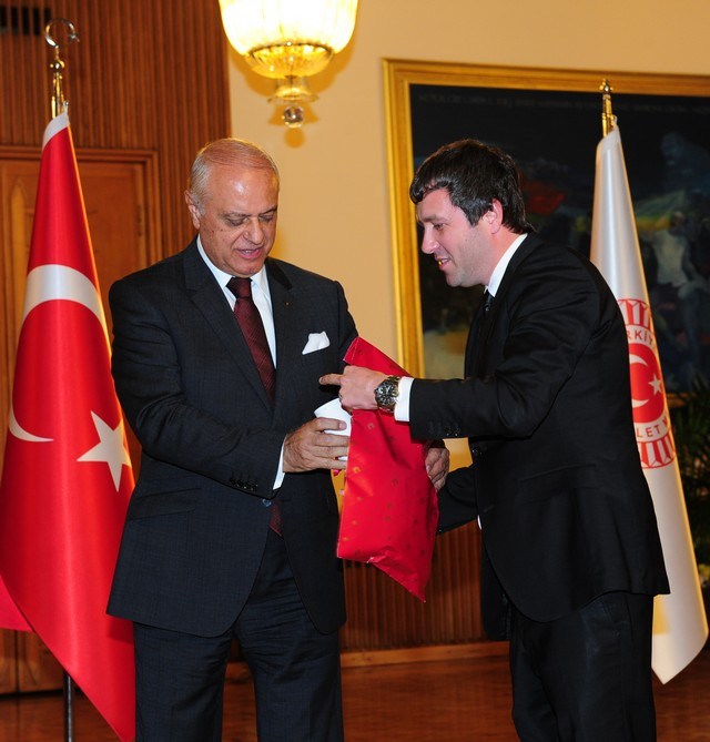 ZGC Başkan Vekili Dr. Hasan Özgür ÖZEN?in Büyük Başarısı