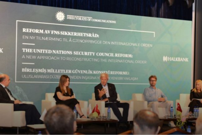 İletişim'den Oslo'da "Reform" paneli