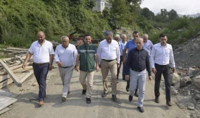 Ormanlı’daki dere ıslah çalışmalarını yerinde inceledi