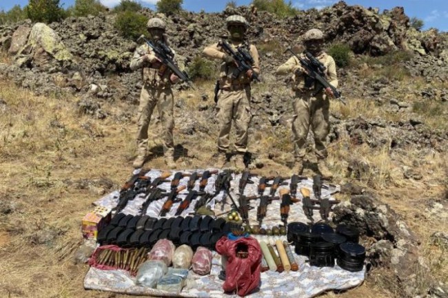 Van'da dev operasyon! PKK'ya JÖH'den bir darbe daha