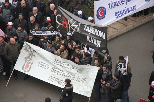 Çarsı'da taşeron'a karşı!..