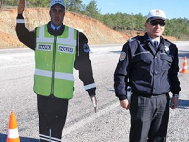 'Robot Polis' Görevde!