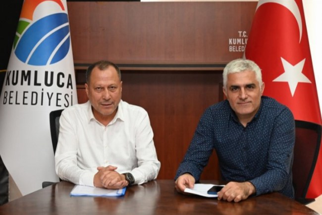 Antalya Kumluca Belediyesi'nde işçilerin grevi devam ediyor