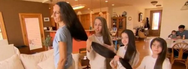 Rapunzel ailesiyle tanışın!