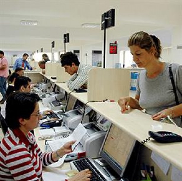 Kamu çalışanları yarın iş bırakıyor!