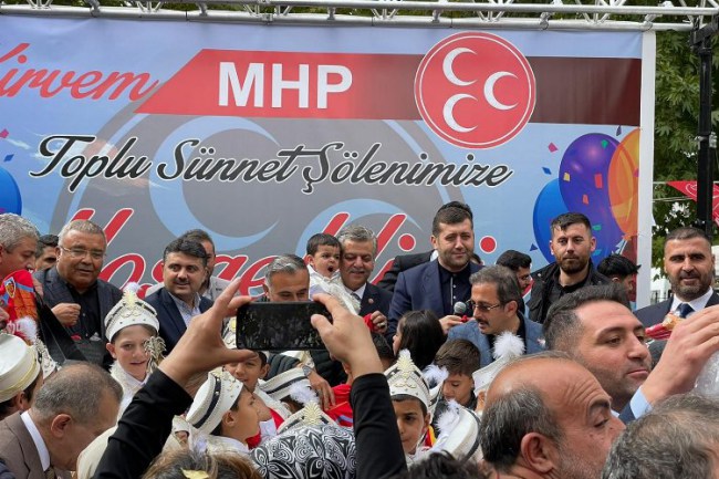"Kirvem MHP" sünnet şöleni Kayseri Develi'de yapıldı