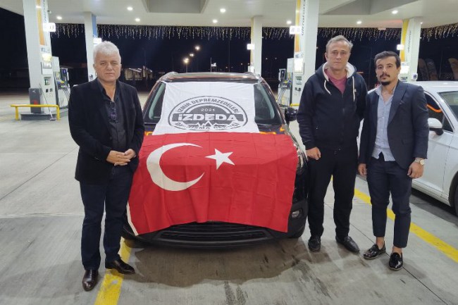 İZDEDA üyeleri Bartın'daki mağdurların yanına desteğe gidiyor