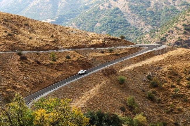 Van'da kırsal mahalleler ilk kez asfaltla tanıştı