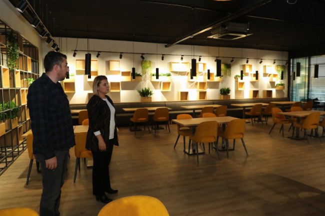 Kocaeli İzmit'te Başkan Hürriyet gençlere müjdeyi verdi