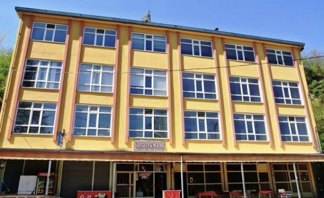 Kızılca köyünde kaldığı odada ölü bulundu