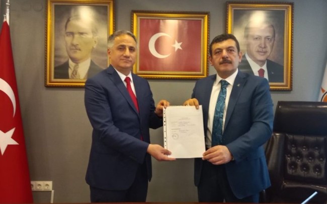 Saffet Bozkurt istifa etti