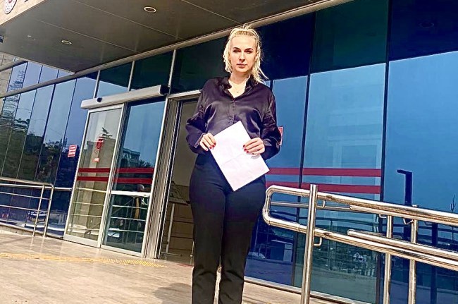 Merve Kır, Cumhurbaşkanı hakkında suç duyurusunda bulundu